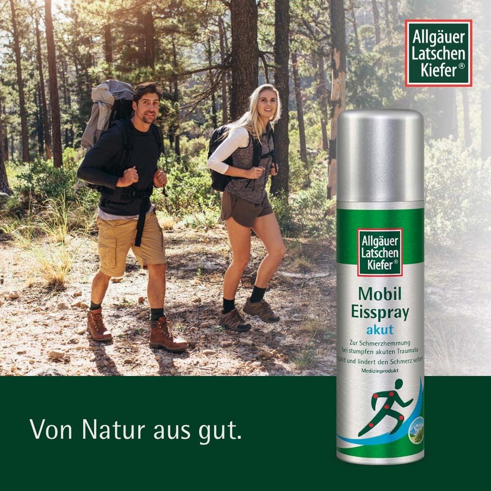 Zwei Wanderer im Wald. Daneben Sprühdose mit Logo und Schriftzug: Mobil Eisspray akut. Text: Von Natur aus gut.