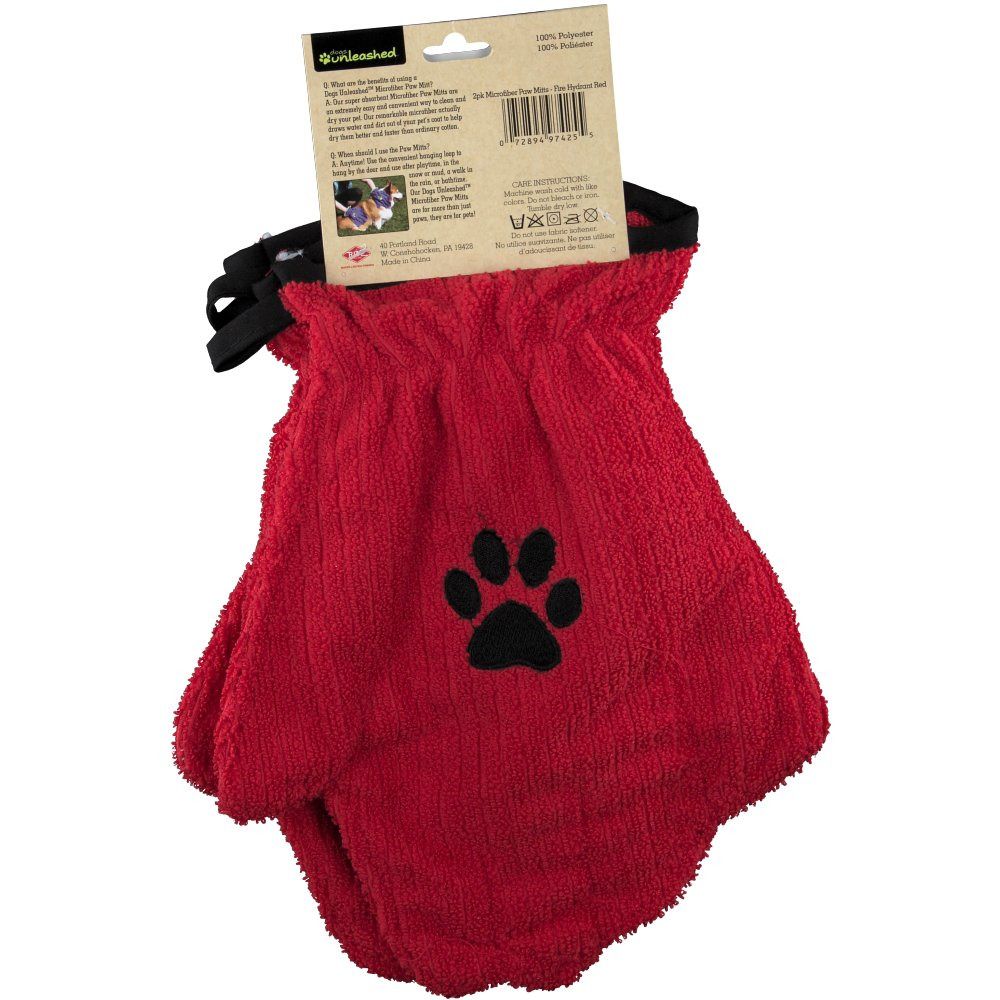 Roter Mikrofaser-Pflegehandschuh mit schwarzem Pfotenabdruck. Rückseite mit Produktinformationen.