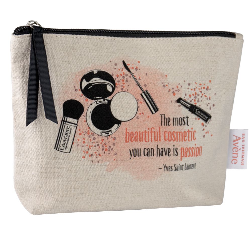 Kosmetiktasche mit Reißverschluss. Aufdruck mit Kosmetik-Illustrationen und Zitat von Yves Saint Laurent. Avene-Logo.