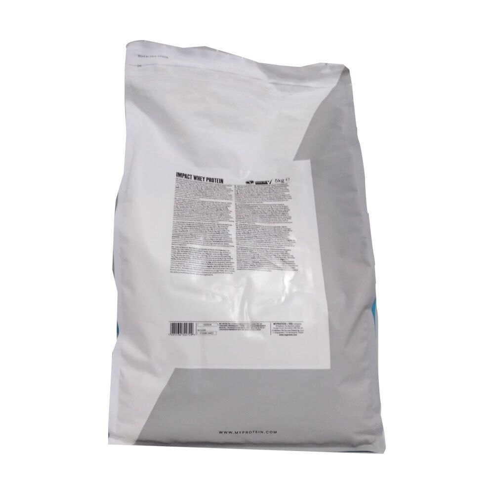 Rückseite des Proteinbeutels. Textliche Informationen auf weißem Hintergrund, graue Akzente.