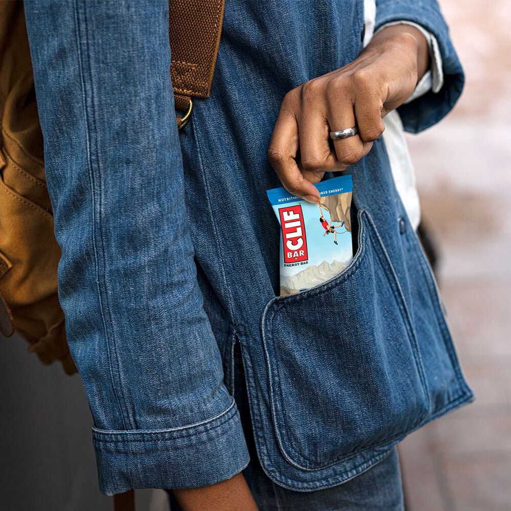 CLIF Bar Chocolate Chip Riegel