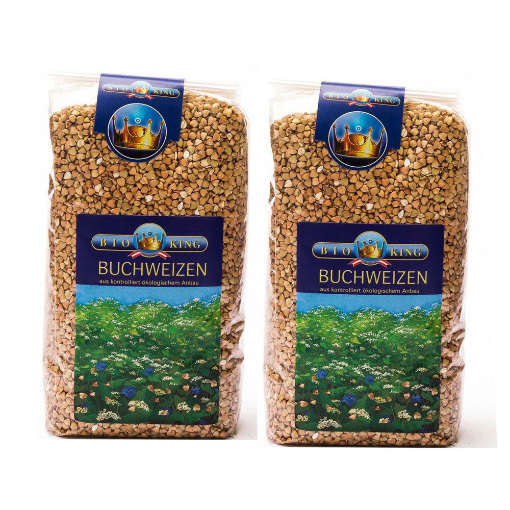 Zwei Beutel Buchweizen. Aufschrift "BIO KING BUCHWEIZEN". Blauer Aufkleber mit Krone. Transparente Verpackung.