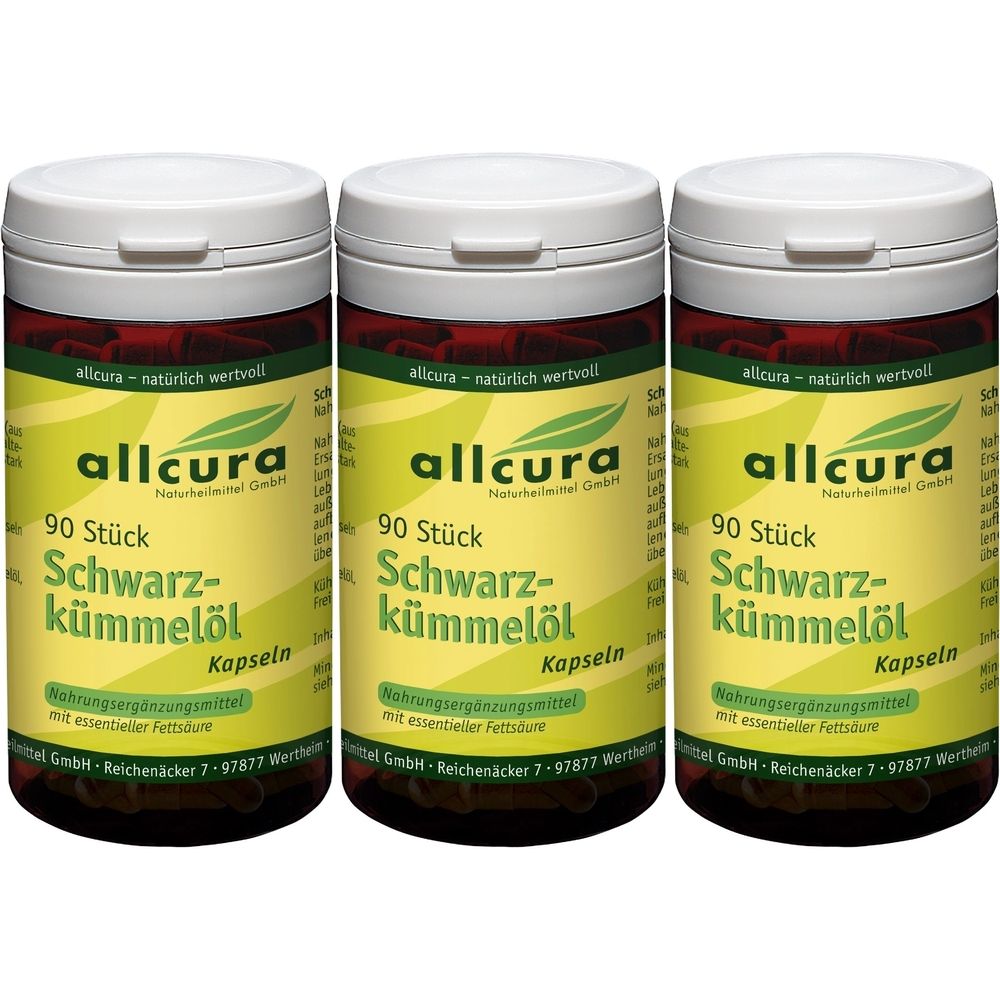Drei Flaschen allcura Schwarzkümmelöl Kapseln. Jede Flasche hat einen weißen Deckel und ein gelbes Etikett mit Produktinformationen.