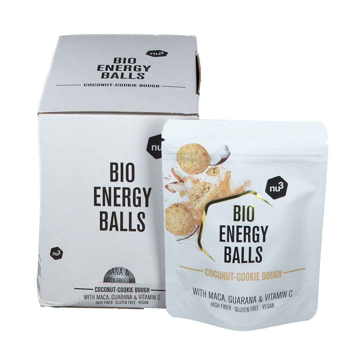 Kartonverpackung und Produktbeutel. Aufdrucke: "BIO ENERGY BALLS", "Coconut-Cookie Dough", "Maca, Guarana & Vitamin C". Produktabbildung auf dem Beutel.