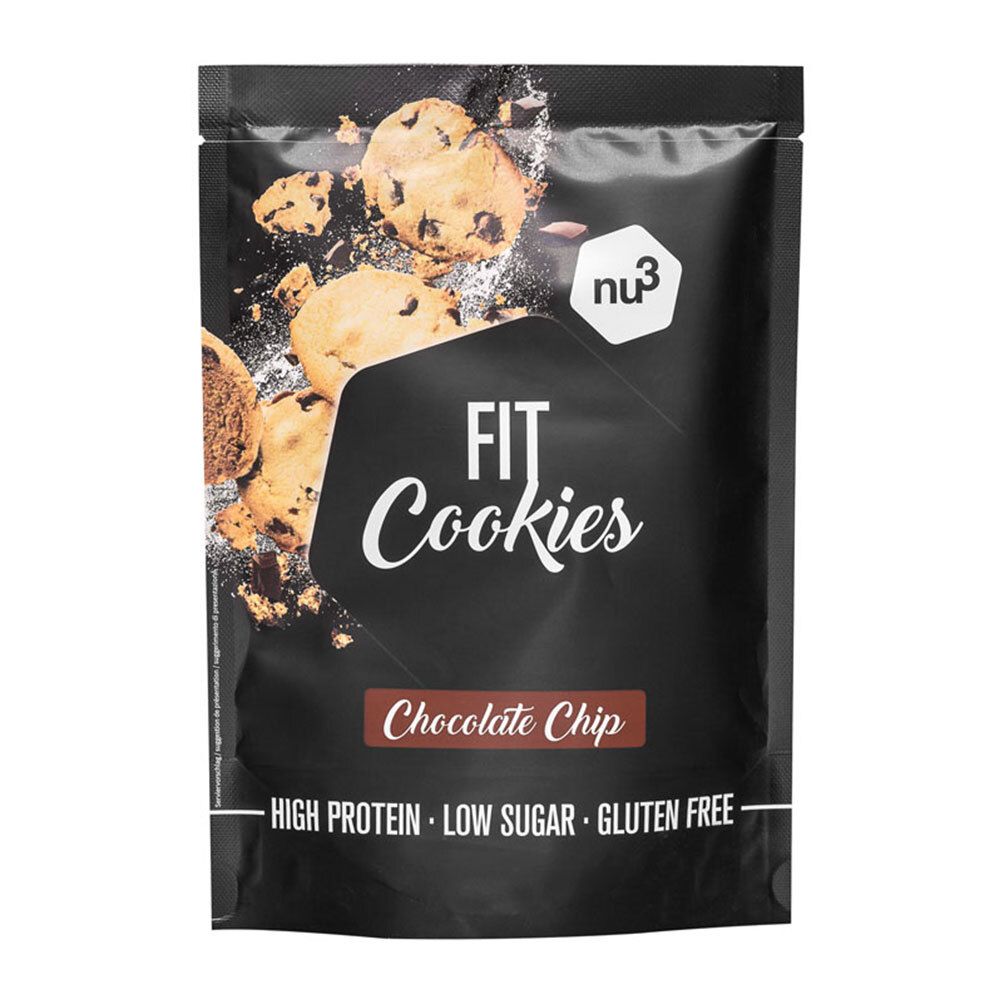 Schwarze Verpackung mit "nu3" Logo und "FIT Cookies". Aufschrift "Chocolate Chip", "High Protein", "Low Sugar", "Gluten Free".