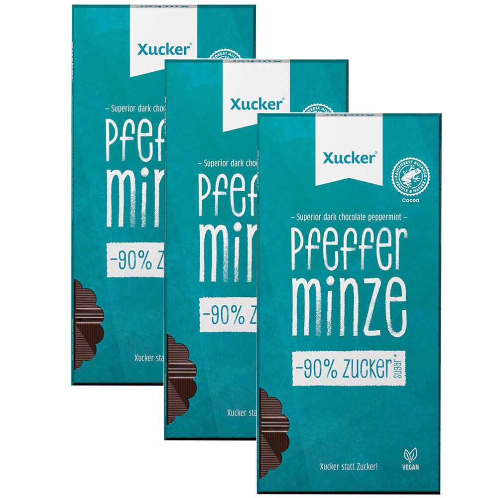 Drei Tafeln Schokolade mit Pfefferminz-Geschmack. Türkisgrüne Verpackung mit weißer Schrift. Marke: Xucker. Aufschrift: -90% Zucker, Vegan.