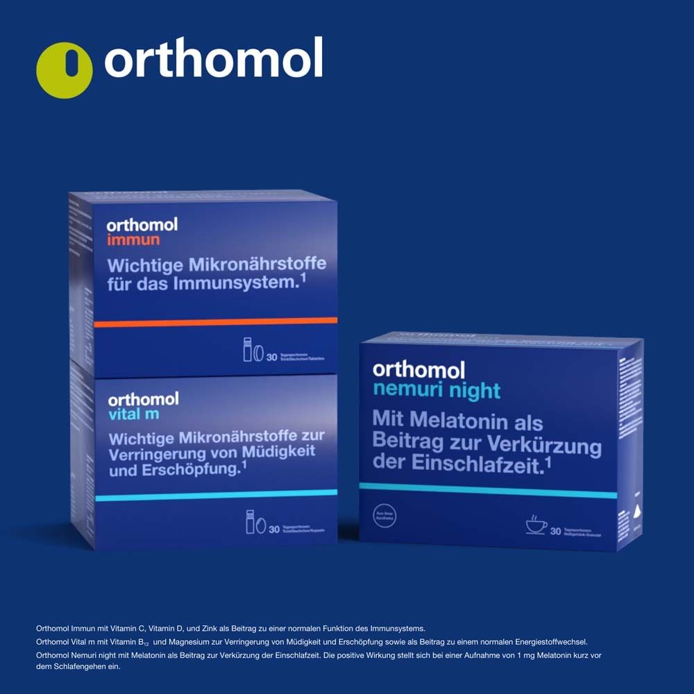 Drei Produktverpackungen: Orthomol Immun, vital m, Nemuri Night. Alle in blauer Verpackung.