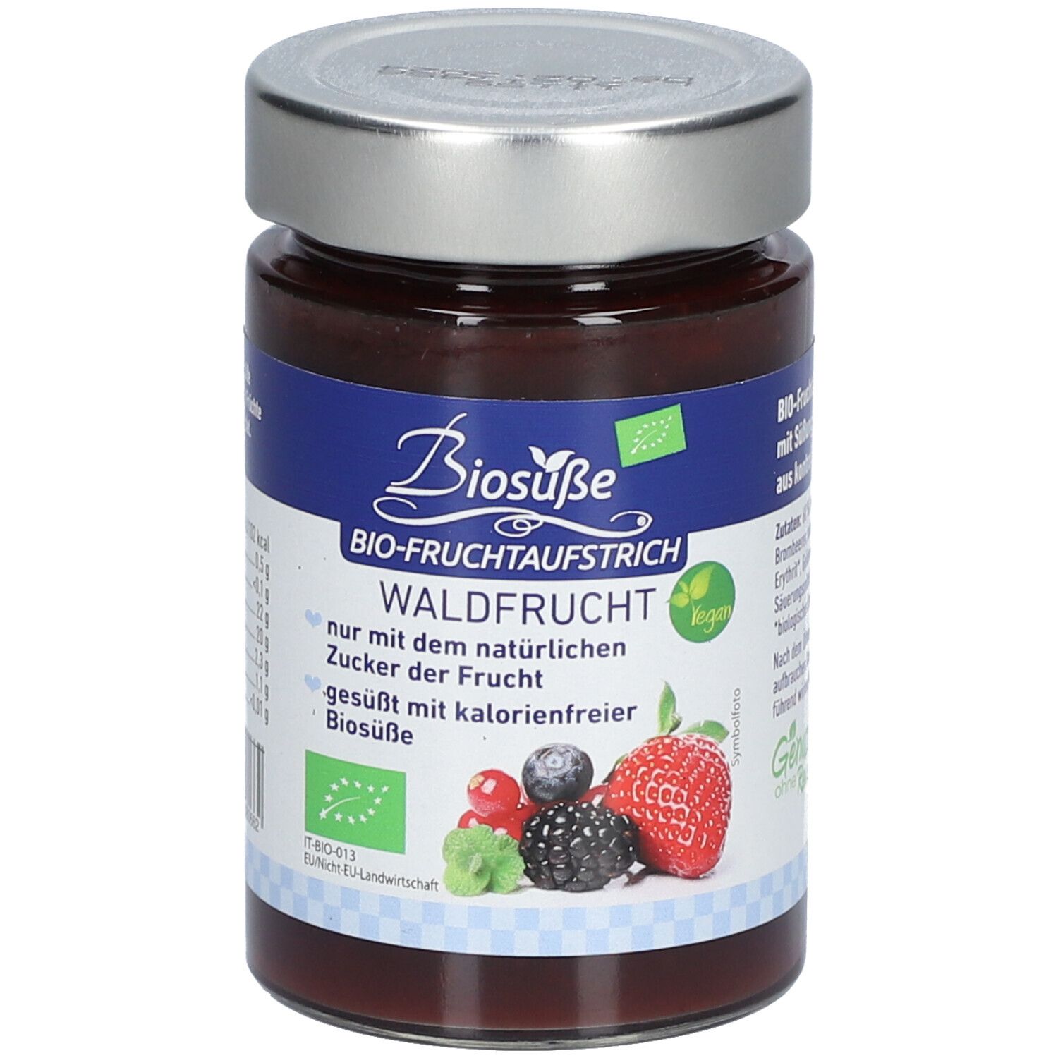 Glas mit BIOSÜSSE Bio-Fruchtaufstrich Waldfrucht. Deckel silberfarben, Etikett mit Früchten und Logo. Bio-Siegel.