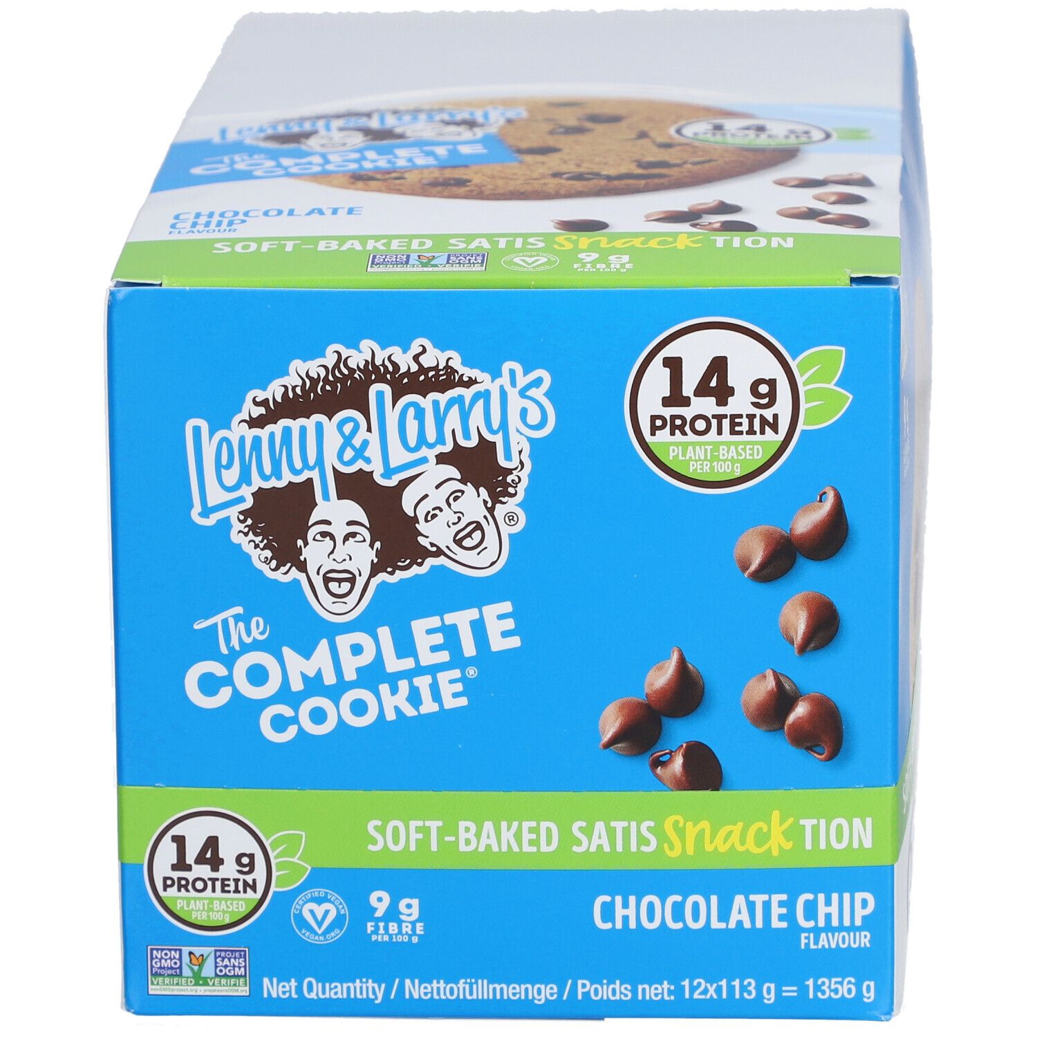 Karton mit Lenny & Larry's The Complete Cookie Chocolate Chip. Blaue Verpackung mit Cookie-Bild und Text. 14g Protein.