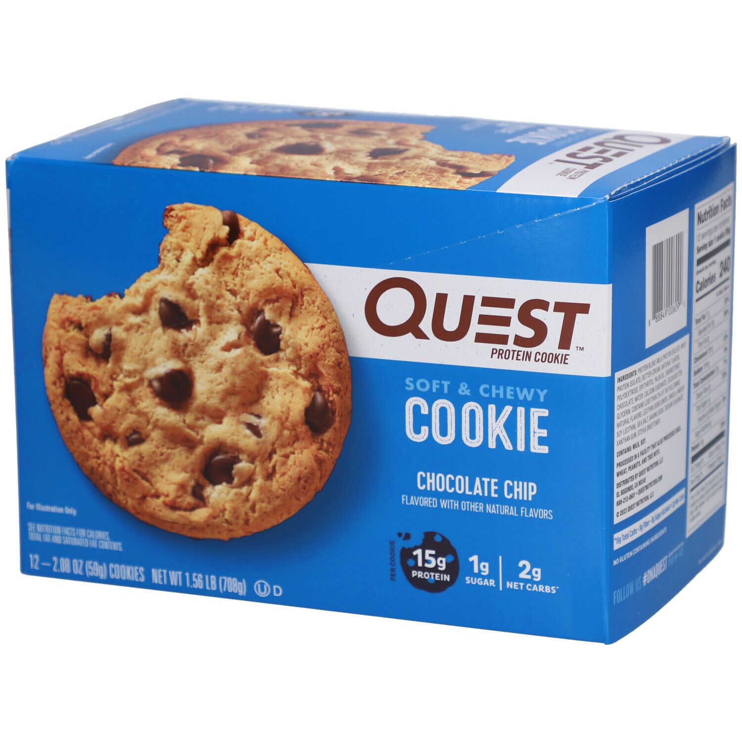 Blauer Karton mit Quest Protein Cookie Chocolate Chip. Ein Cookie mit Biss. 15g Protein, 1g Zucker, 2g Net Carbs.