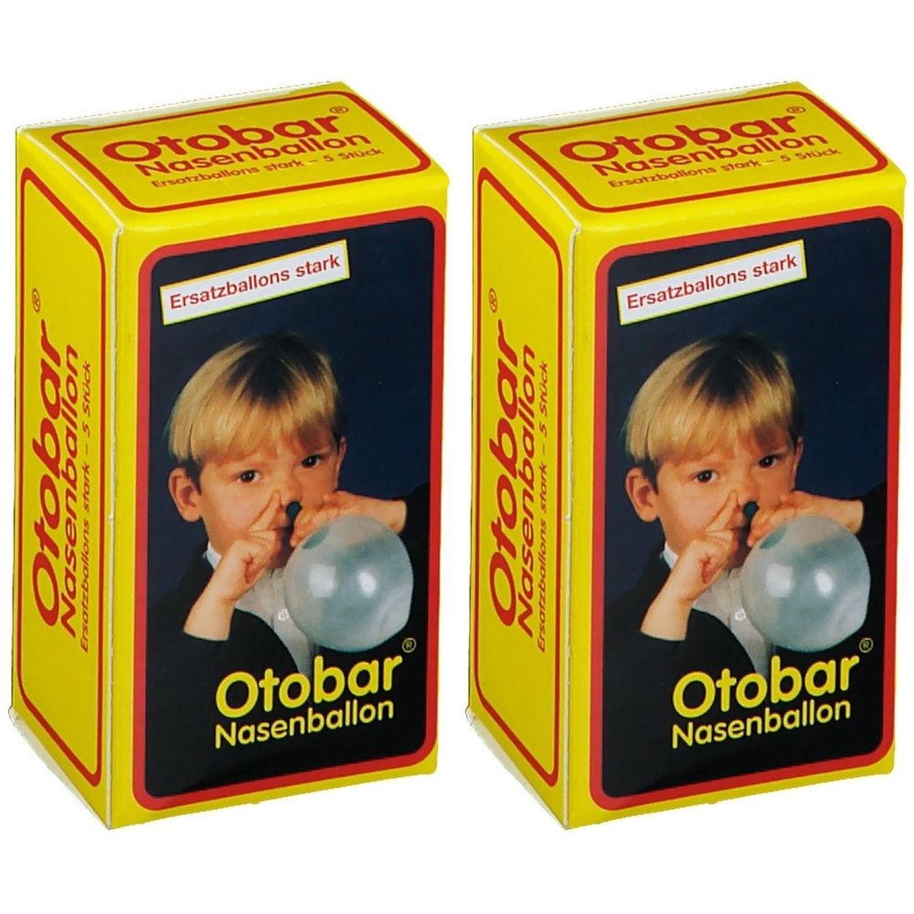 Zwei gelbe Kartons mit Produktabbildung. Aufschrift: Otobar Nasenballon. Kind bläst in einen Ballon. Ersatzballons stark.