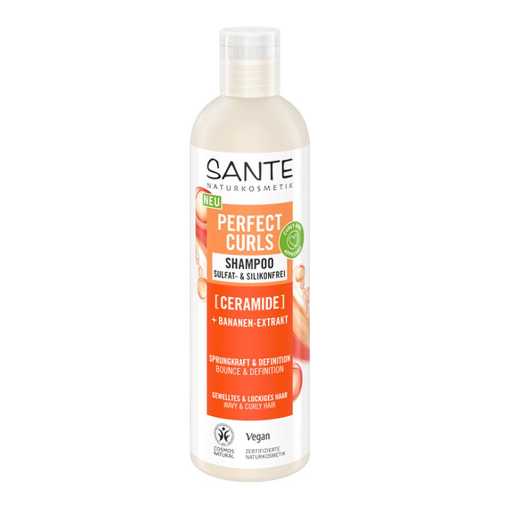 Beige Shampoo-Flasche mit weißem Deckel. Aufschrift: SANTE, PERFECT CURLS SHAMPOO, Ceramide & Bananen-Extrakt. Vegan-Siegel.