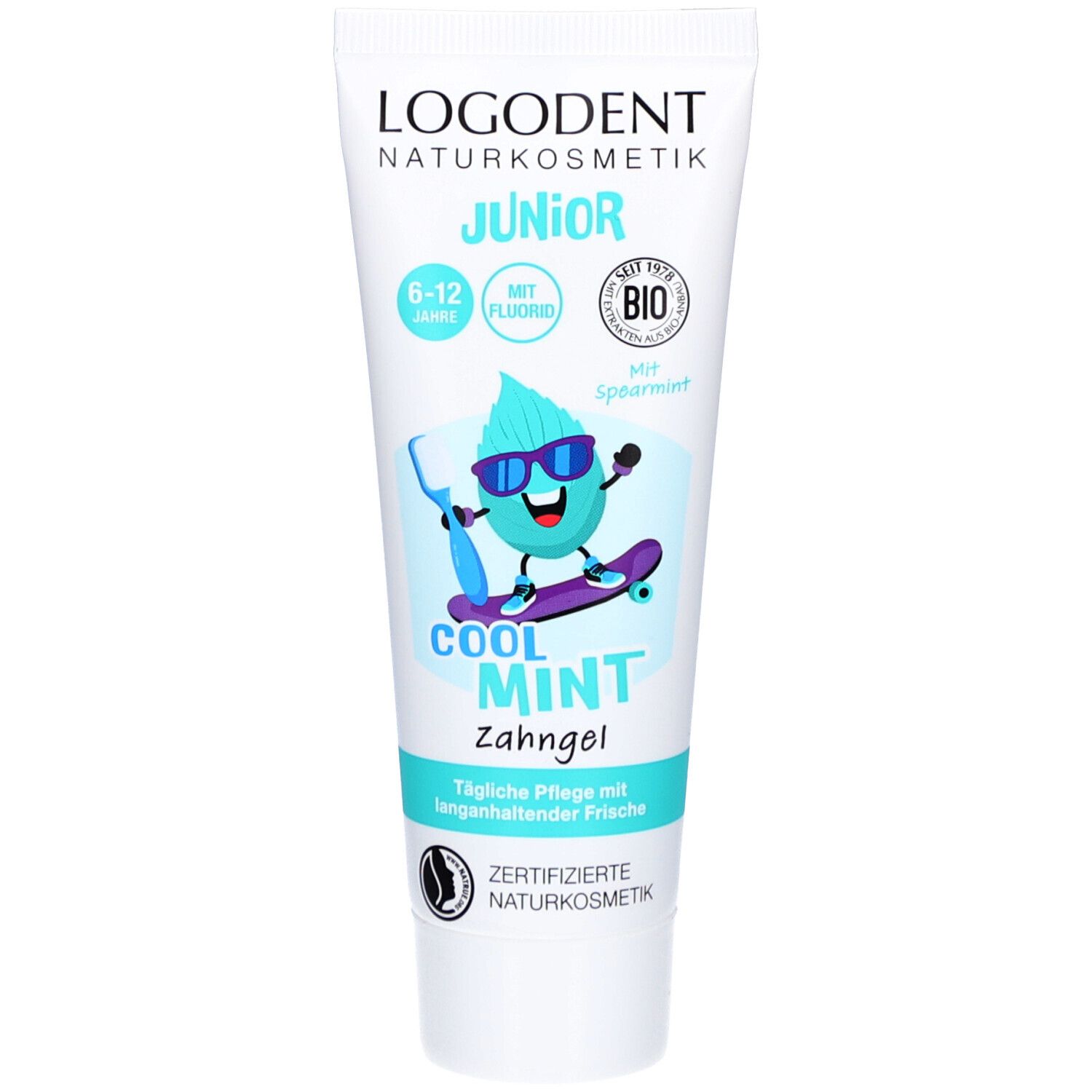 Zahngel-Tube mit Logo und Cartoon-Figur. Text: Junior, Cool Mint, 6-12 Jahre, mit Fluorid, Bio-Siegel. Zertifizierte Naturkosmetik.