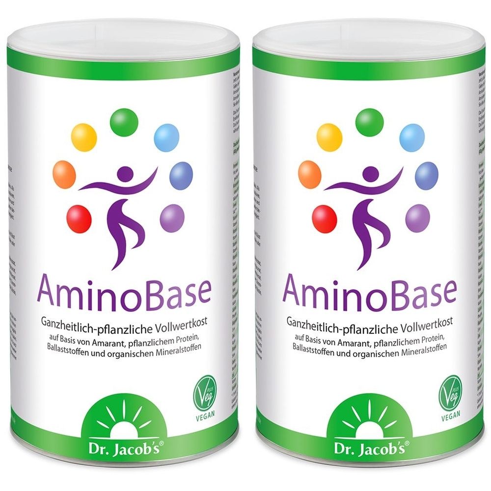 Zwei Dosen AminoBase, pflanzliches Proteinpulver. Aufschrift: AminoBase, Dr. Jacob's, vegan. Farbige Kreise und eine Person.
