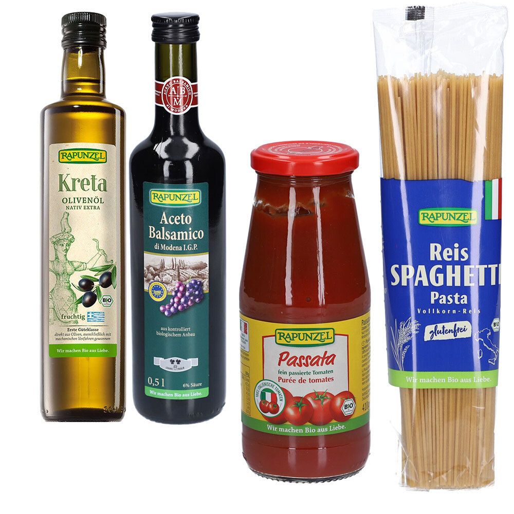 Olivenöl, Balsamico, Tomatenpassata und Reis-Spaghetti. Produkte in Glas- und Plastikverpackungen. Etiketten mit Produktnamen.
