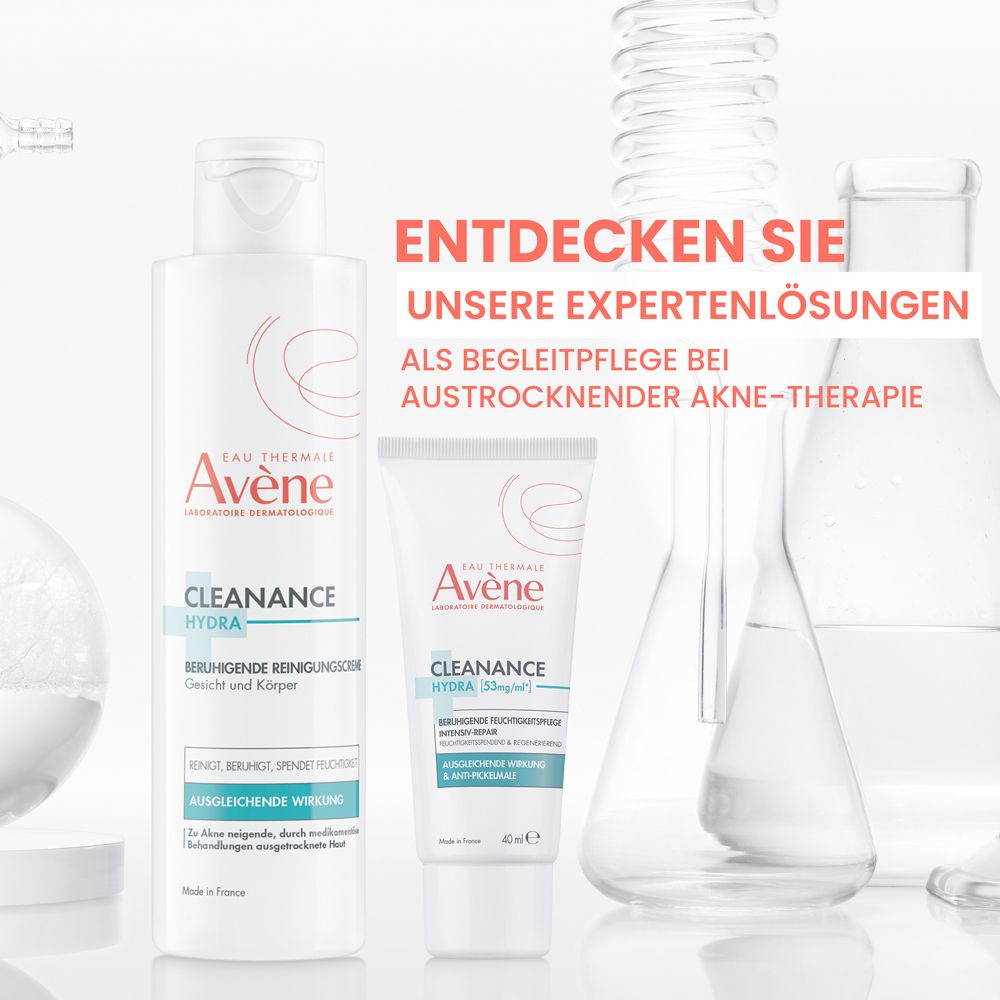 Avene Cleanance Hydra Beruhigende Reinigungslotion und Creme in Laborumgebung. Text: Entdecken Sie unsere Expertenlösungen.
