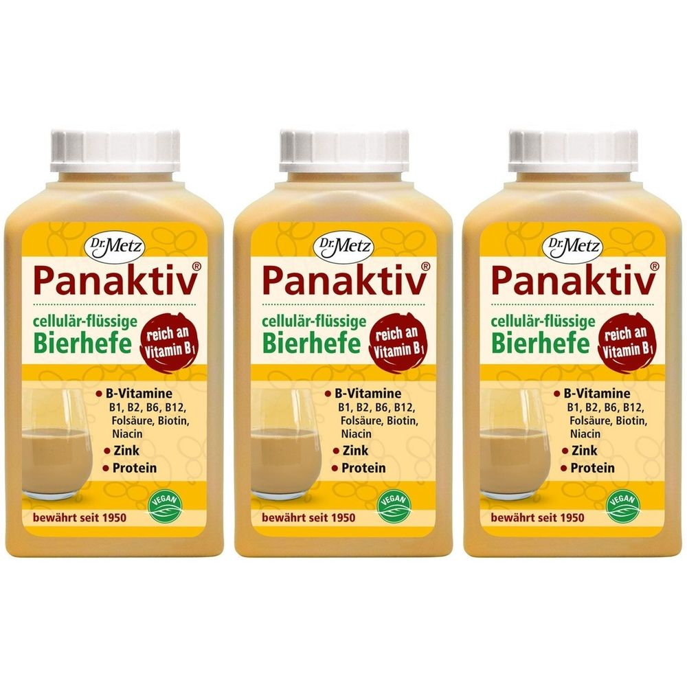 Drei Flaschen Panaktiv, zellulär-flüssige Bierhefe. Aufschrift: reich an Vitamin B. Enthält B-Vitamine, Zink und Protein. Vegan.