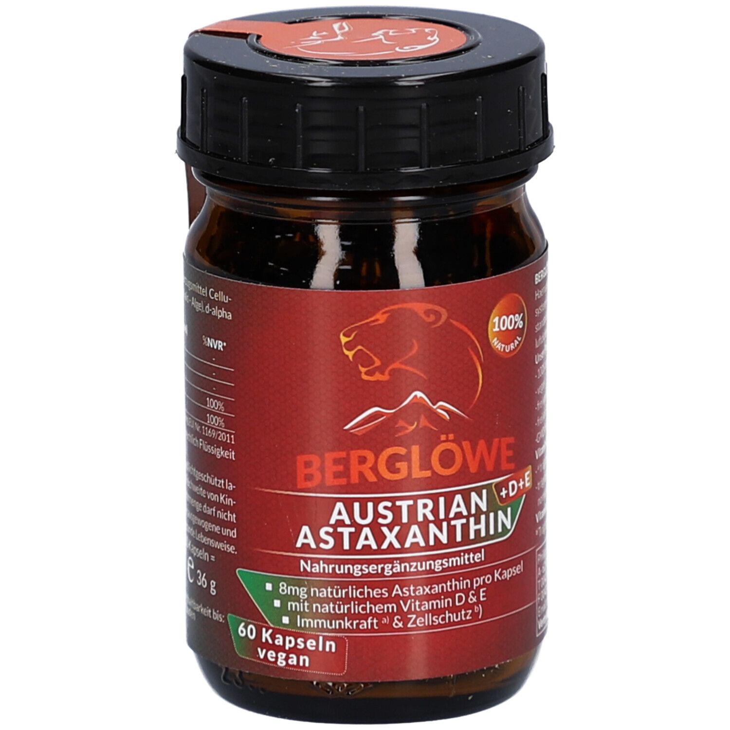 Braune Glasflasche mit schwarzem Deckel. Aufschrift: BERGLÖWE Austrian Astaxanthin + D+E. 60 Kapseln, vegan.