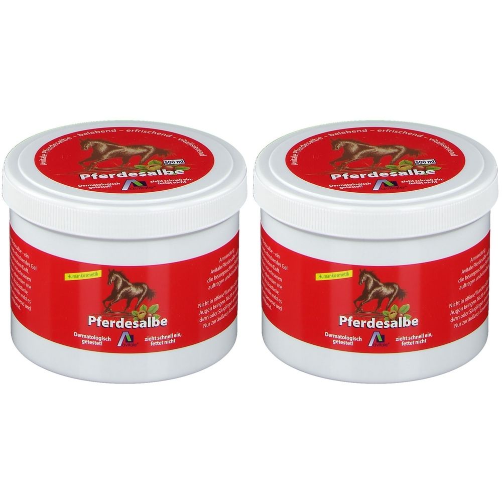 Zwei weiße Tiegel mit roter Banderole. Aufschrift: Pferdesalbe. Deckel mit Logo und Schriftzug. Dermatologisch getestet.