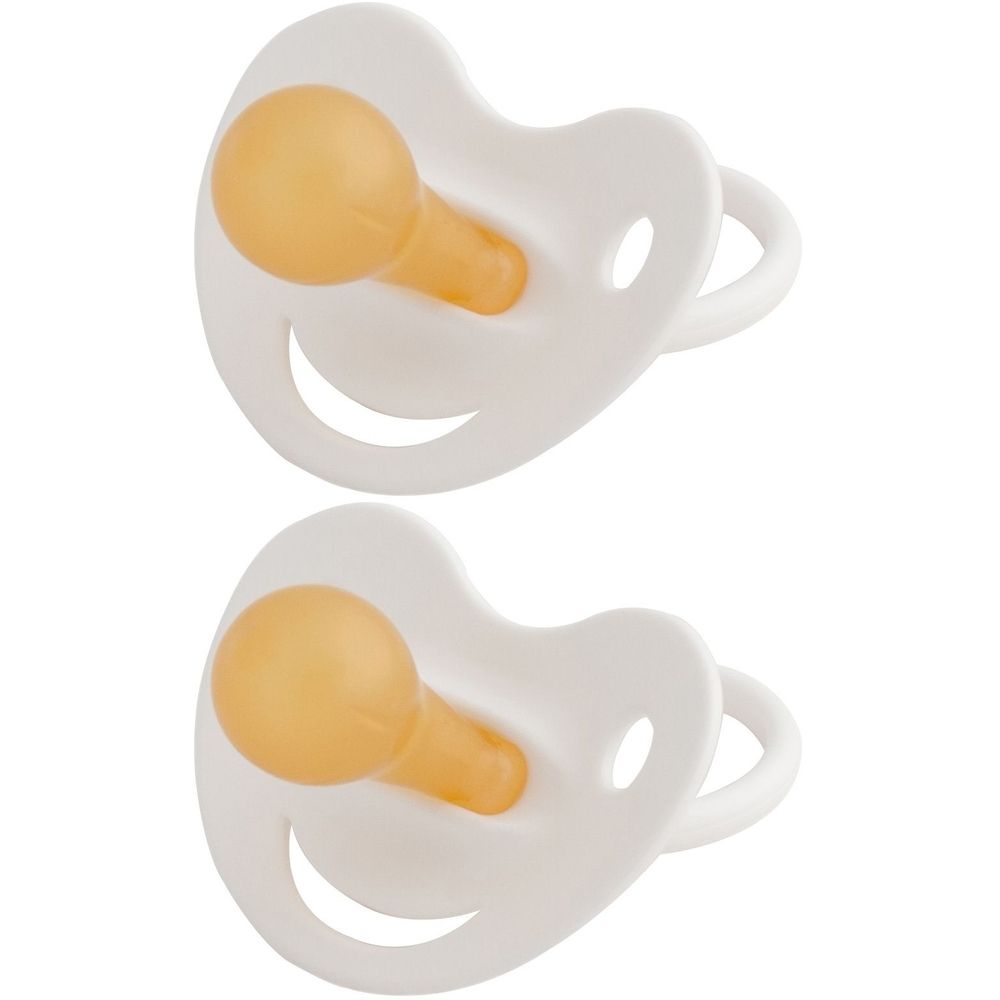 Zwei weiße Schnuller mit gelben Saugern. Kirschform. Jeder Schnuller hat einen Ring.