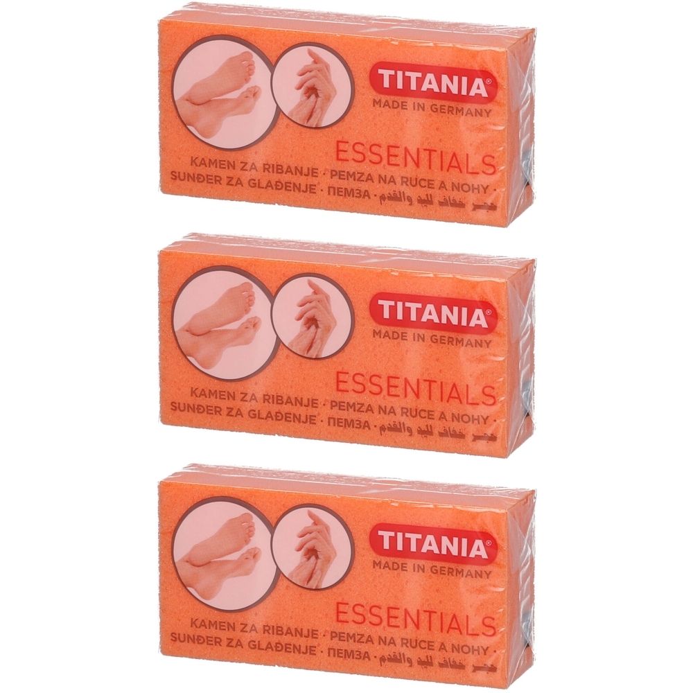 Drei orangefarbene Blöcke, verpackt. Aufschrift: TITANIA, Essentials. Abbildungen von Füßen und Händen. Text in mehreren Sprachen.