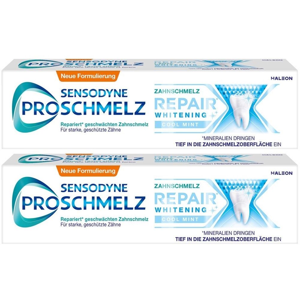 Zwei Tuben Zahnpasta. Aufschrift: Sensodyne ProSchmelz Repair Whitening. Enthält Cool Mint. Mit Zahn-Abbildung und dem Schriftzug "Mineralien dringen tief ein".