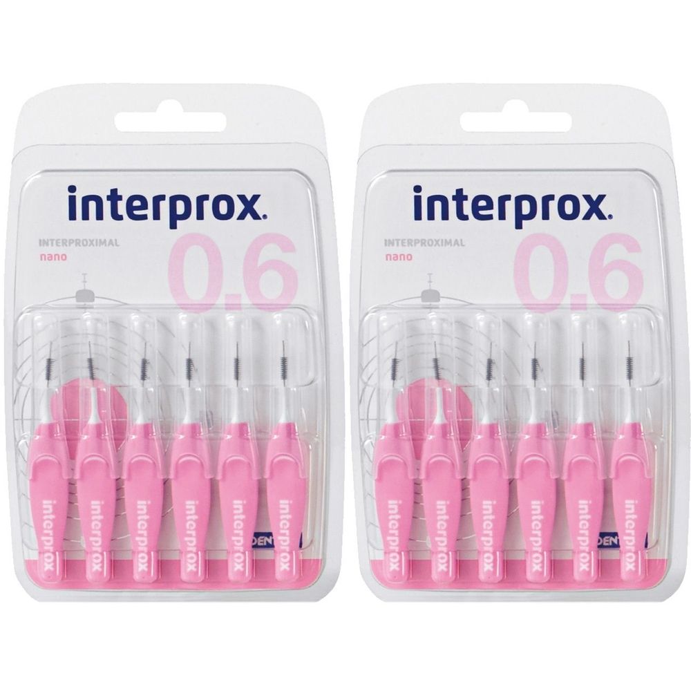 Zwei Packungen mit rosa Interdentalbürsten. Auf der Verpackung steht "interprox" und "0.6".
