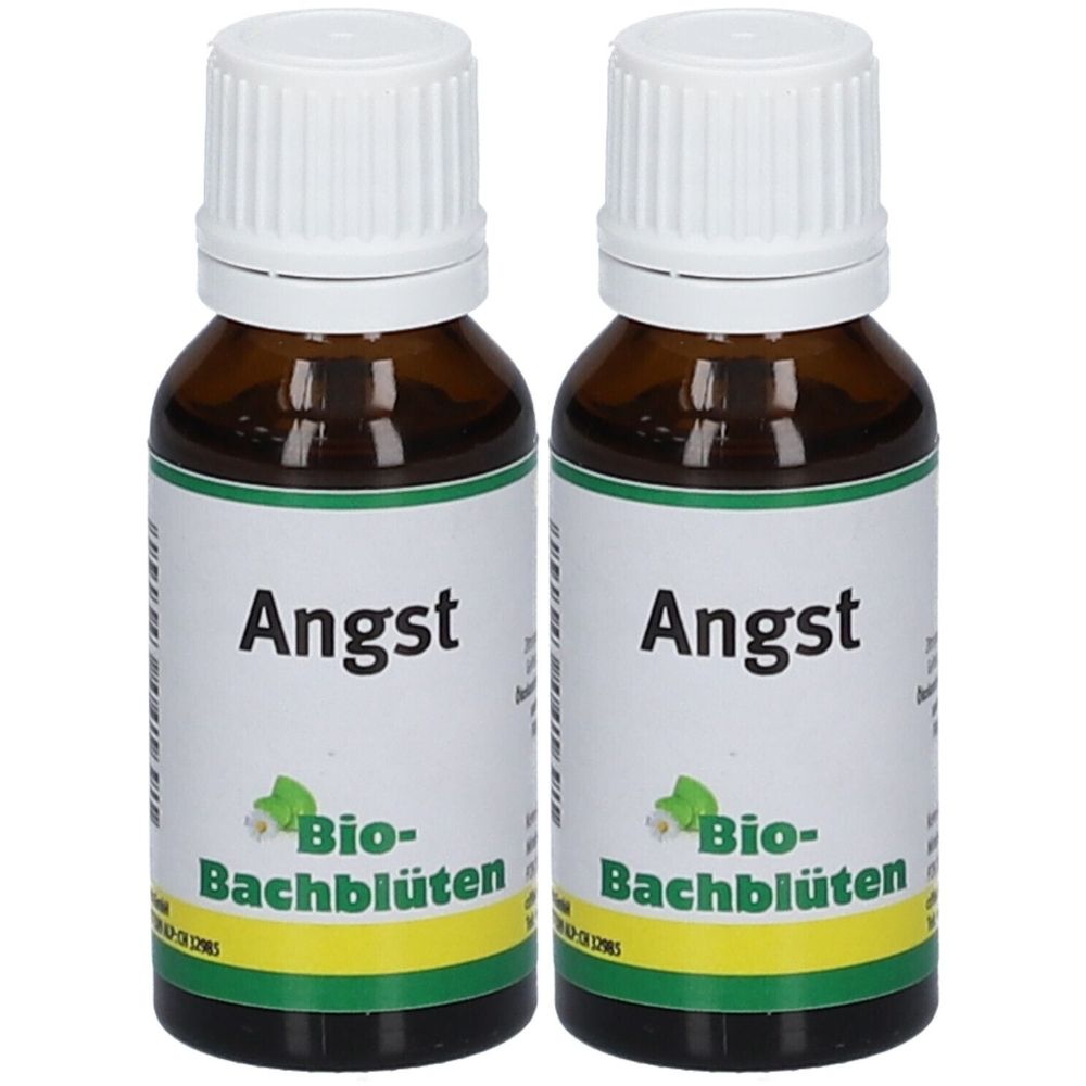 Zwei braune Glasflaschen mit weißen Etiketten. Aufschrift "Angst" und "Bio-Bachblüten". Weiße Schraubverschlüsse.