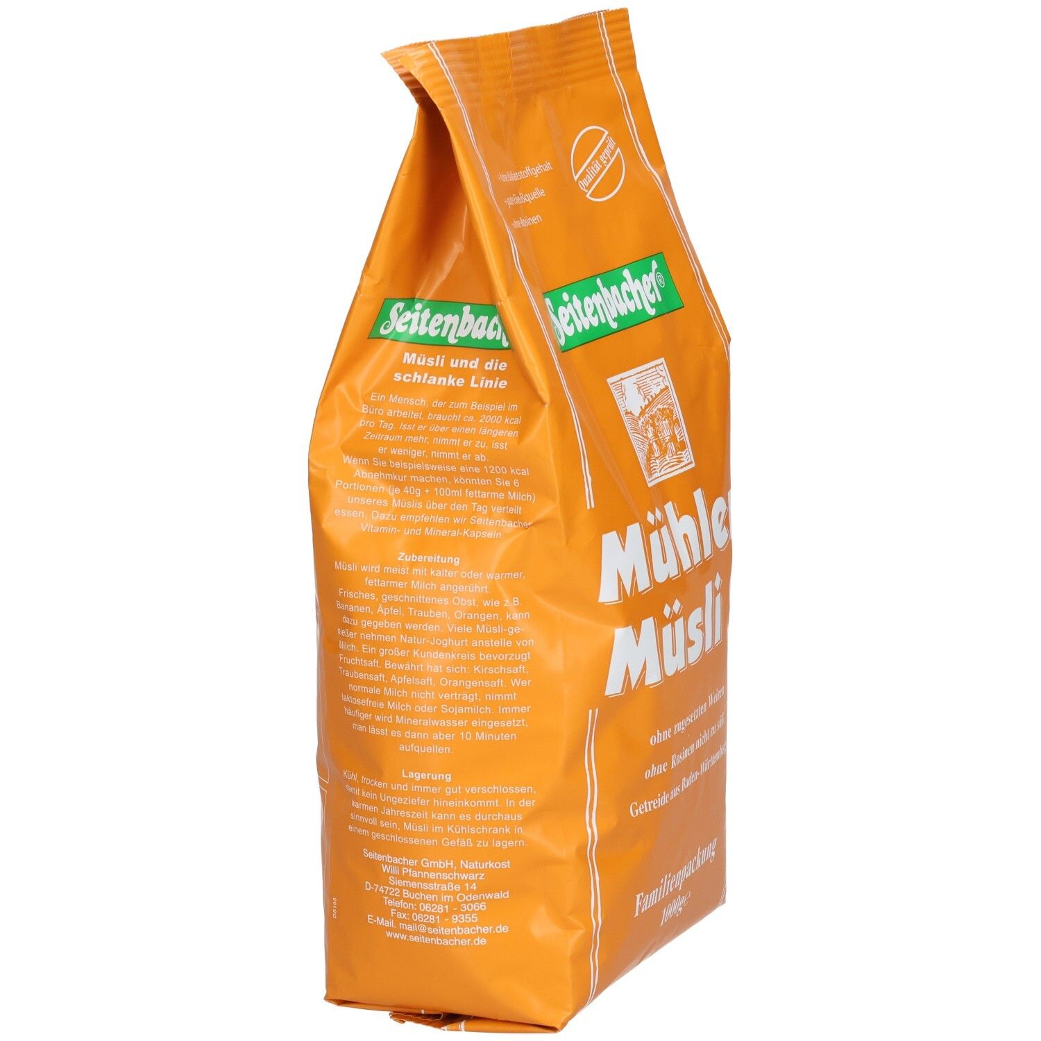 Orangefarbene Verpackung von Seitenbacher Mühlen-Müsli 2. Seitenansicht mit Text und Logo. Aufschrift: Mühlen Müsli, ohne Rosinen.