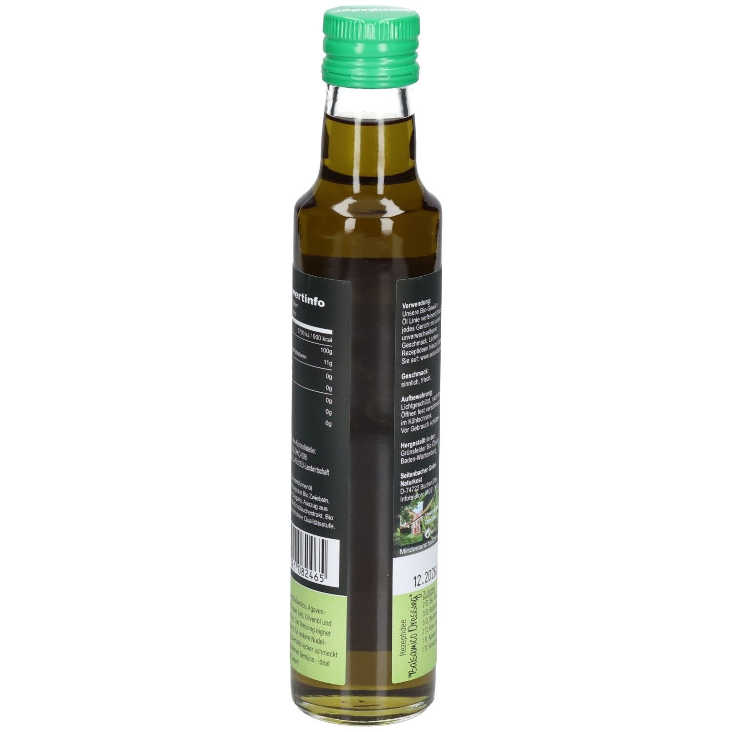 Grüne Glasflasche mit grünem Deckel. Etikett mit Nährwertinformationen. Aufschrift: Bio Kräuter Öl.