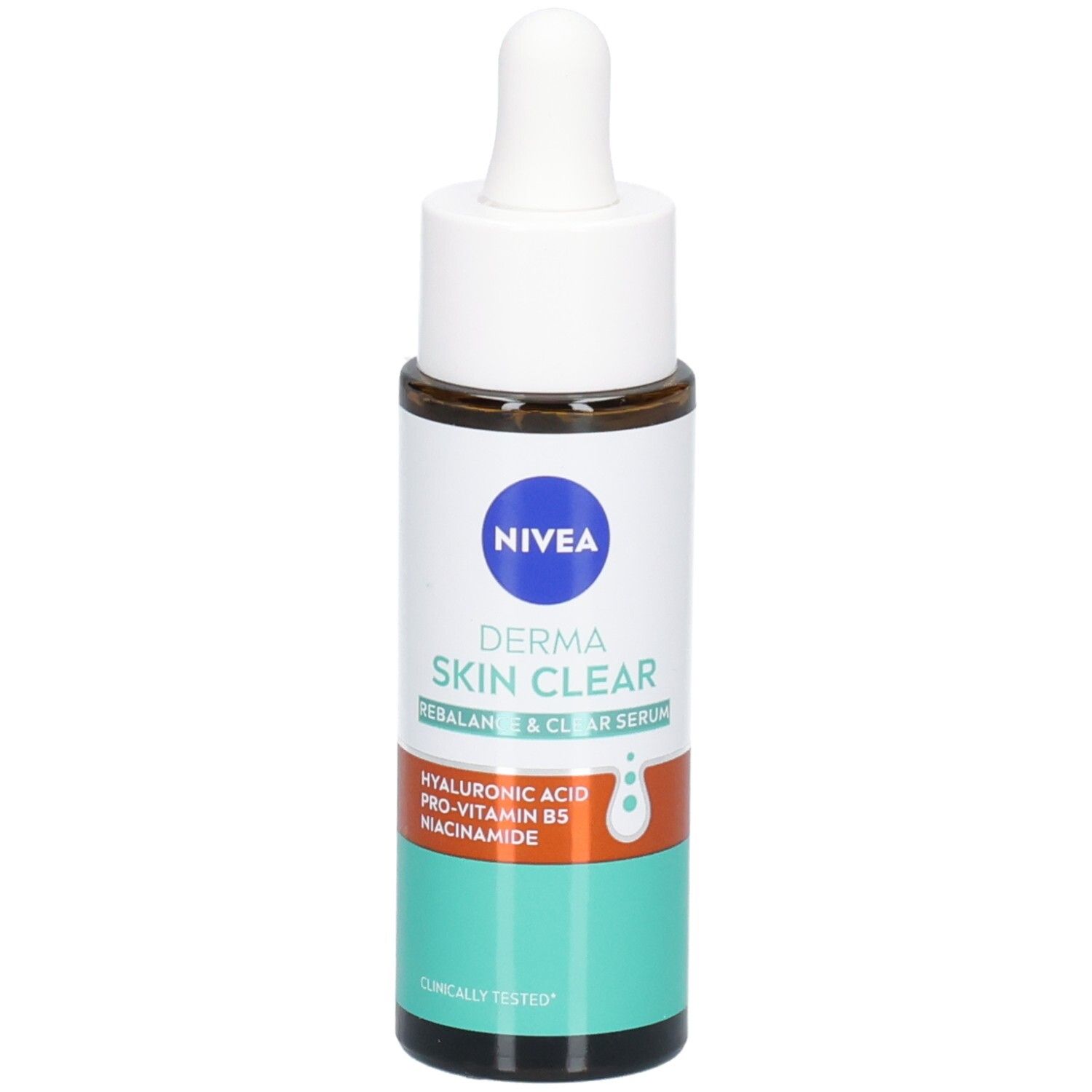 Serumflasche mit Pipette. Weißer Deckel, braune Glasflasche, blau-weißes Etikett. Text: NIVEA DERMA SKIN CLEAR.
