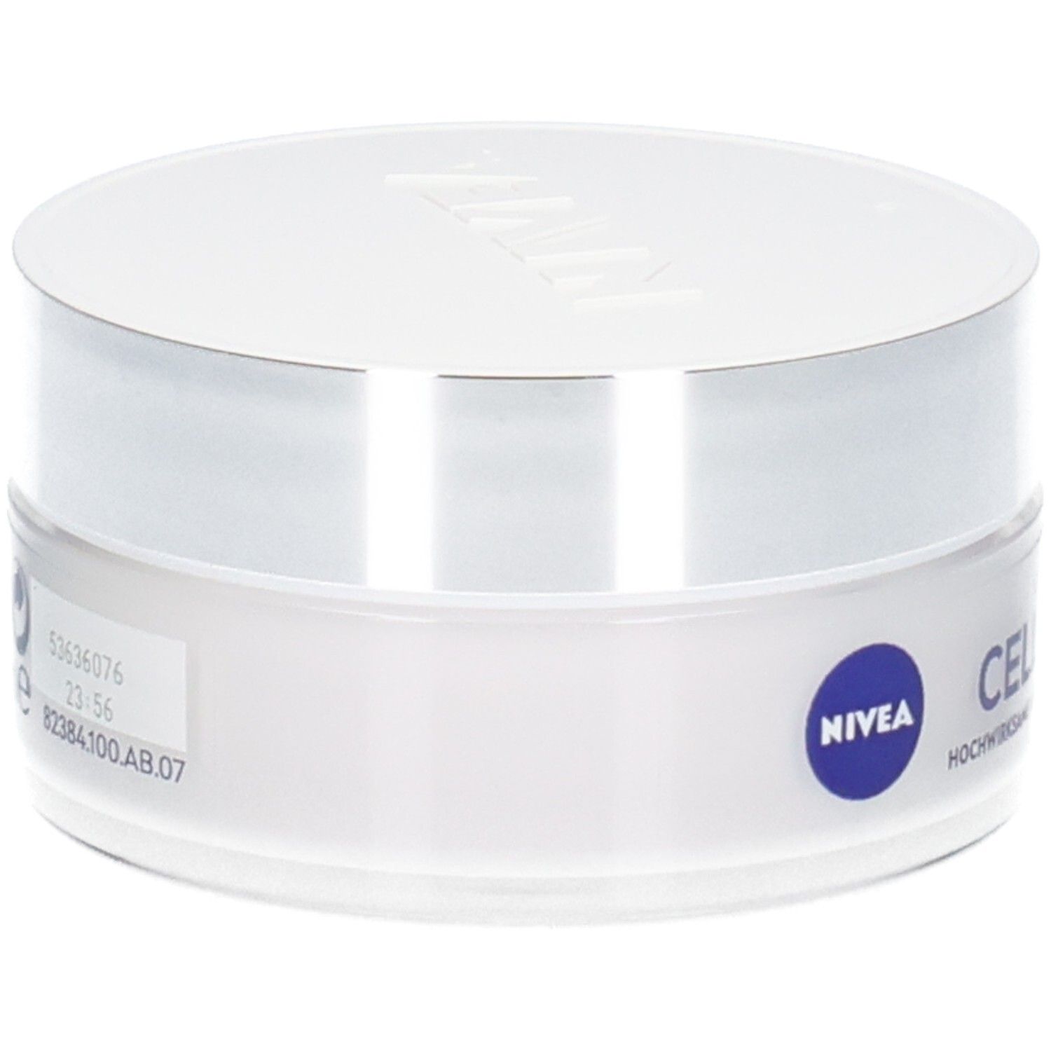 Weißer Tiegel mit silbernem Deckel. Aufkleber mit Code und Datum. NIVEA-Logo.