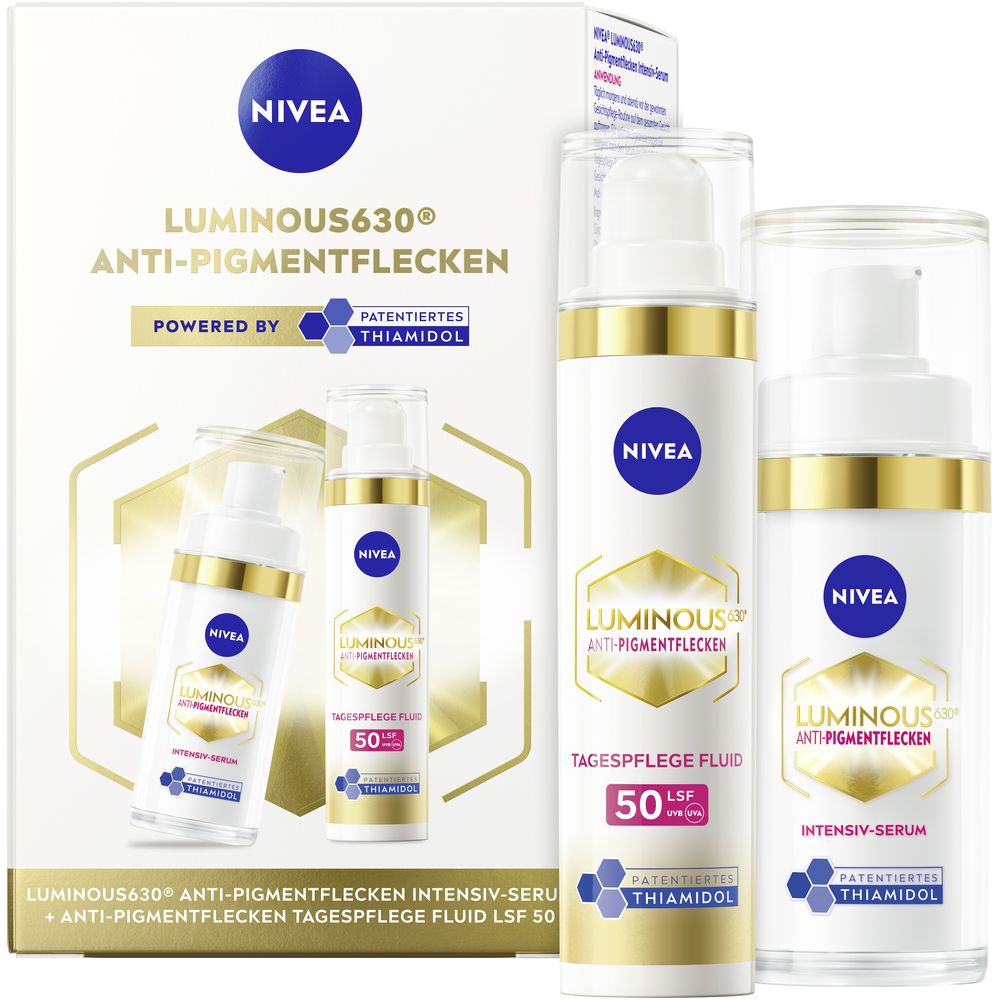 Set NIVEA LUMINOUS630® Anti-Pigmentflecken. Zwei Flaschen und eine Verpackung mit Produktinformationen.