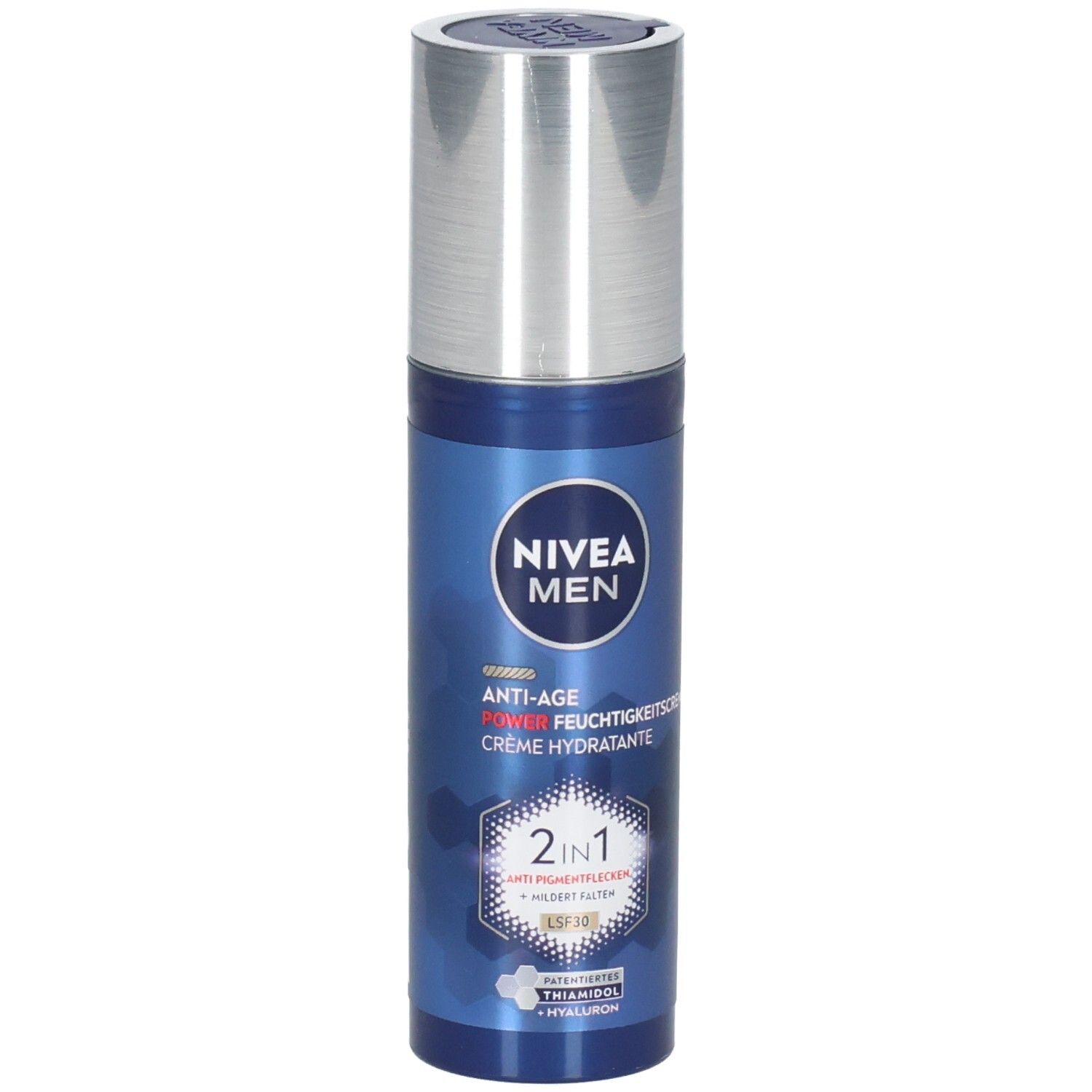 Blaue Flasche mit silbernem Deckel. NIVEA MEN Anti-Age 2in1 Power Feuchtigkeitscreme LSF 30. Text: 2in1, Anti-Pigmentflecken.