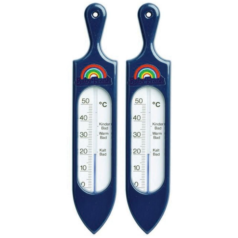Zwei blaue Badethermometer mit Griff. Skala von 10 bis 50 Grad Celsius. Regenbogen-Logo und Schriftzug.