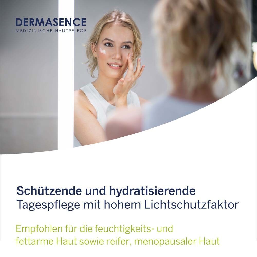 Frau trägt Creme auf. Aufschrift: DERMASENCE Chrono retare Anti-Aging-Tagespflege LSF 50. 50 ml. Mit Hyaluron und Niacinamid.