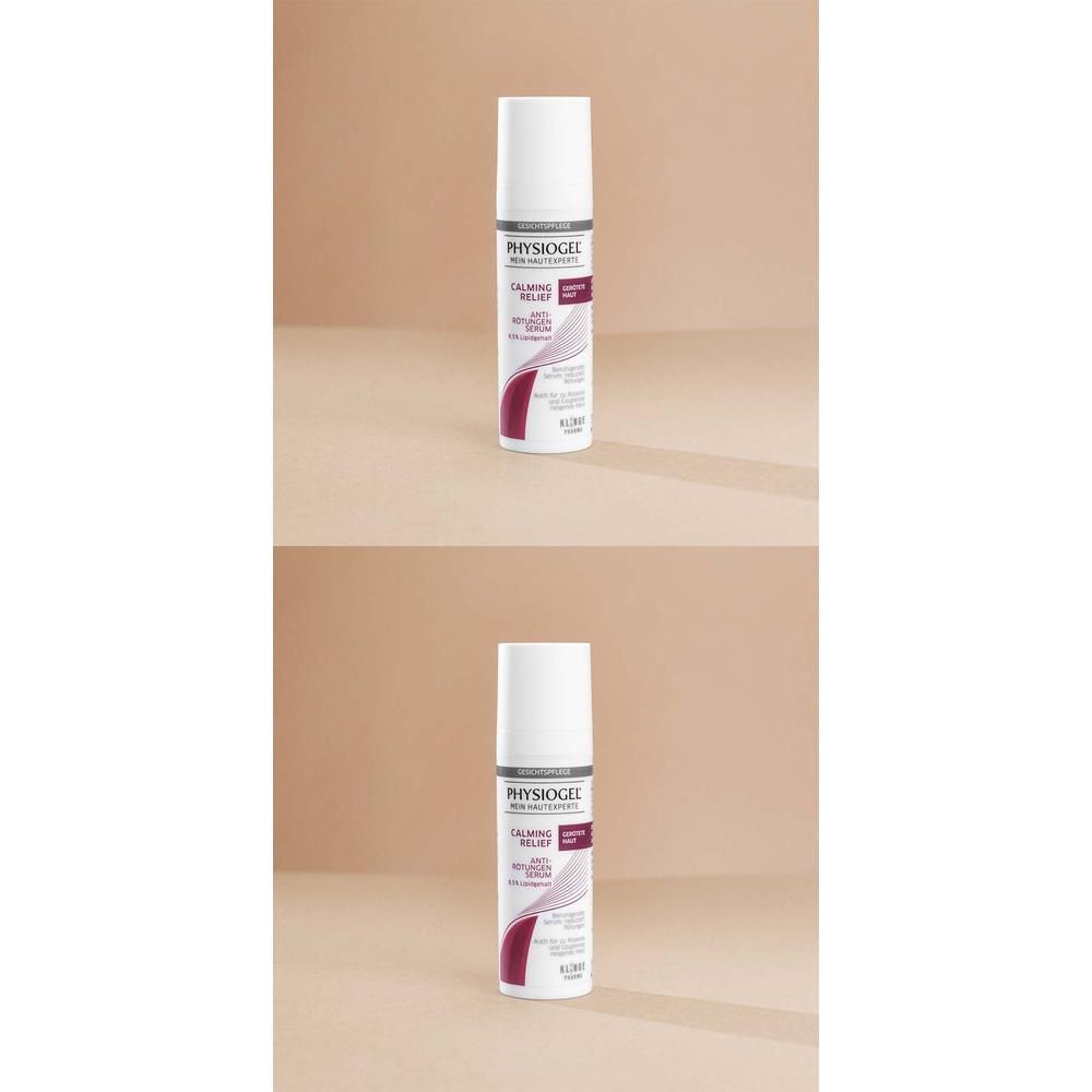 Zwei weiße Flaschen mit Sprühkopf. Aufschrift PHYSIOGEL, Calming Relief, Anti-Rötungen Serum. Rote und weiße Designelemente.
