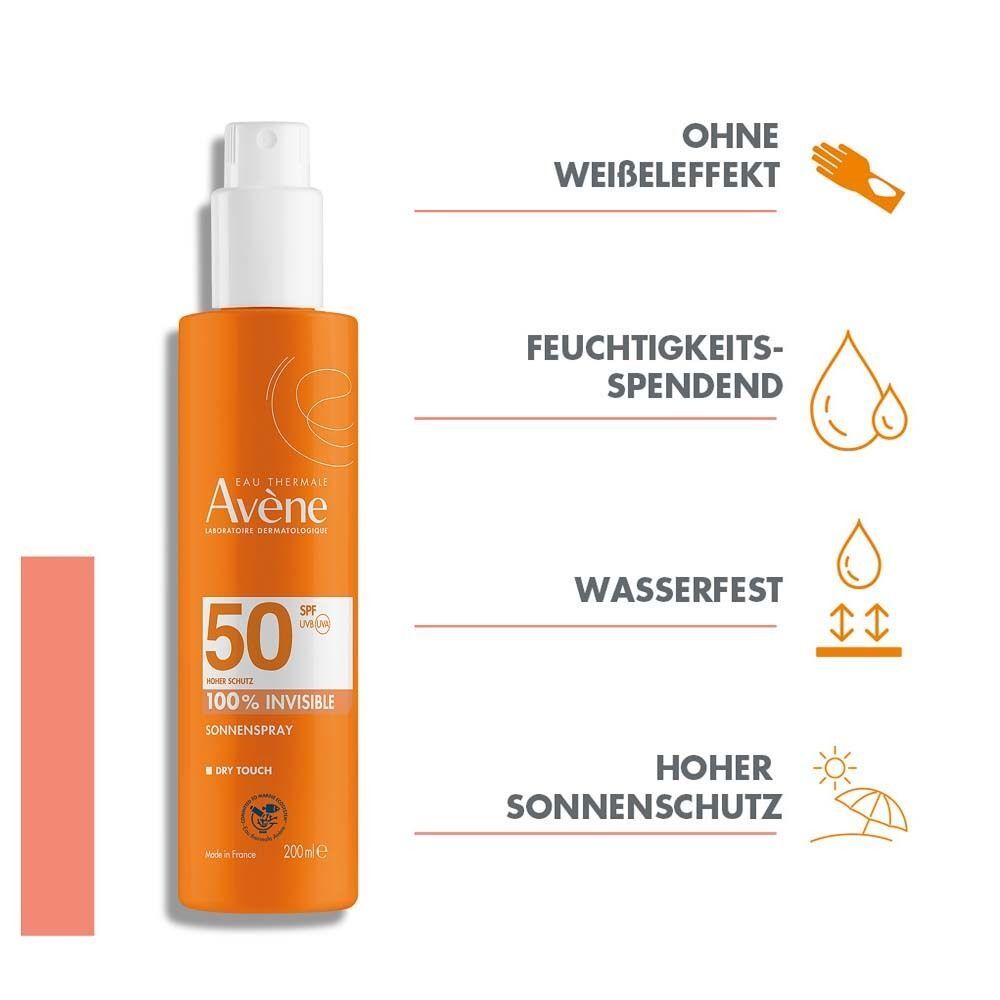 AVENE Sonnenspray SPF 50 Flasche. Orangefarbene Flasche mit weißem Sprühkopf. Text: 50, 100% INVISIBLE, Sonnenspray, Dry Touch. Eigenschaften: Ohne Weißeleffekt, feuchtigkeitsspendend, wasserfest, hoher Sonnenschutz.