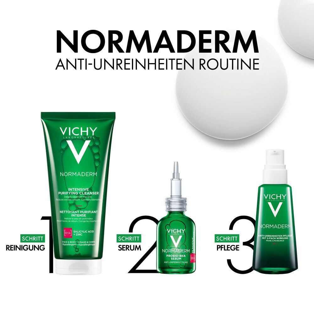 Drei Produkte: Reinigung, Serum, Pflege. VICHY NORMADERM Anti-Unreinheiten Routine. Grüne Flaschen mit weißem Hintergrund.