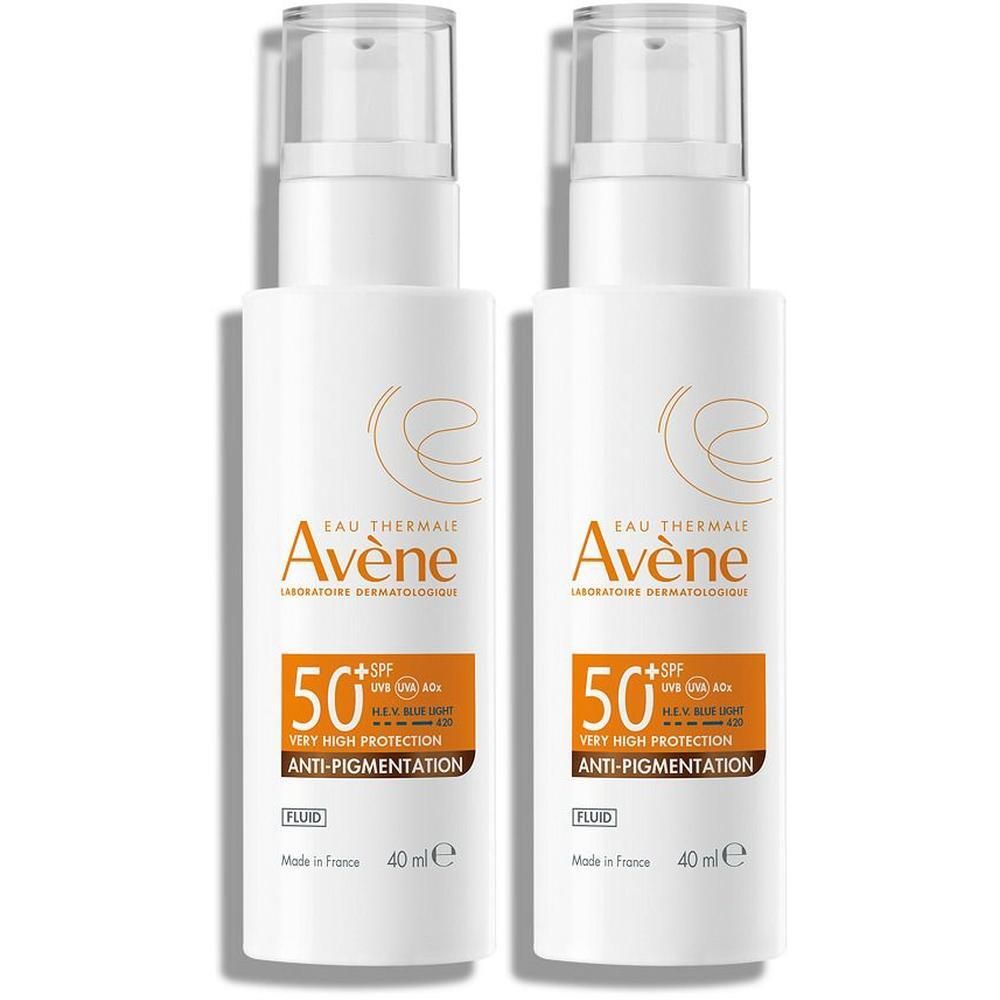 Zwei weiße Flaschen mit Pumpverschluss. Aufschrift: AVENE, 50+ SPF, Anti-Pigmentation, Fluid. 40 ml.