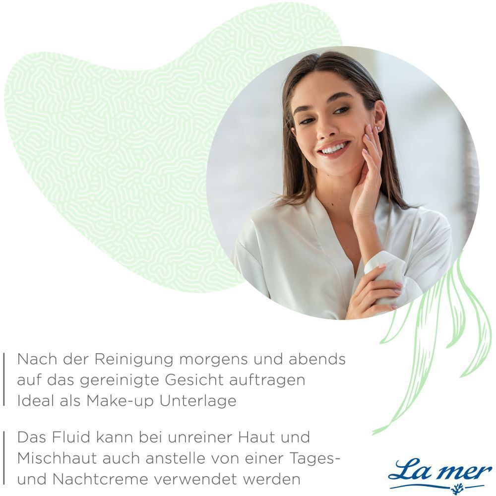 Frau trägt Fluid auf. Text: Morgens und abends auftragen. Ideal als Make-up Unterlage. Für unreine Haut und Mischhaut.