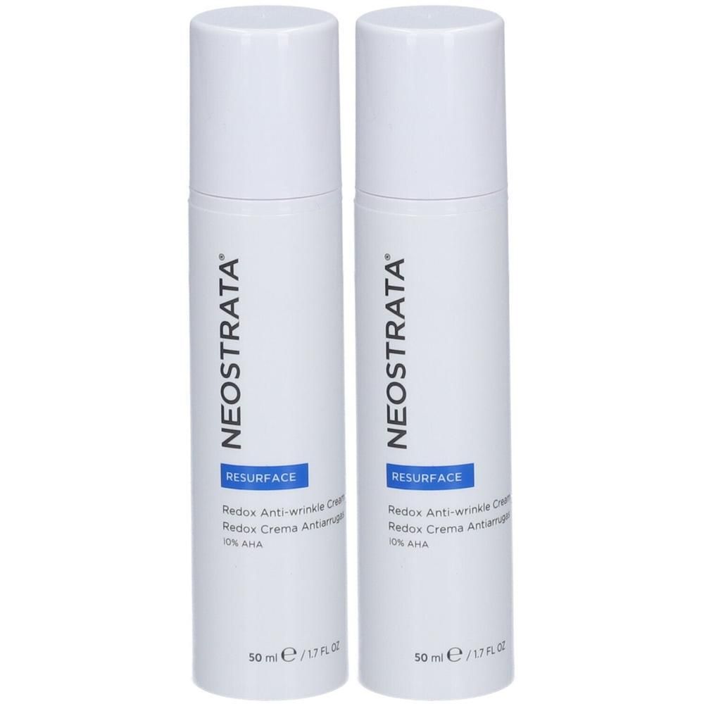 Zwei weiße Flaschen mit blauem Etikett. Aufschrift: NEOSTRATA, RESURFACE, Redox Anti-wrinkle Cream. 50 ml.
