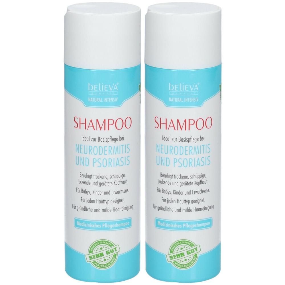 Zwei weiße Flaschen mit blauem Etikett. Aufschrift: BELIEVA, SHAMPOO, Neurodermitis & Psoriasis. Siegel: SEHR GUT.