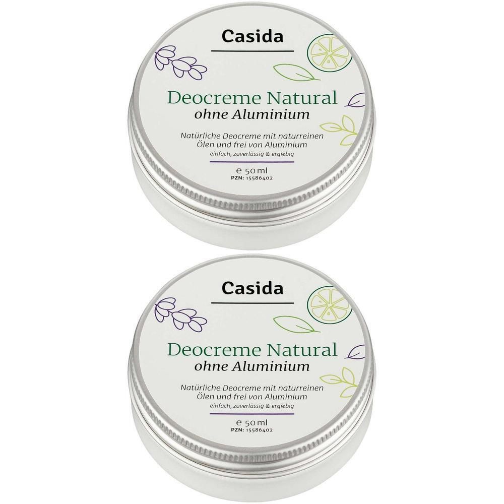 Zwei runde Dosen. Aufschrift: Deocreme Natural ohne Aluminium. Marke: Casida. Deckel silberfarben.