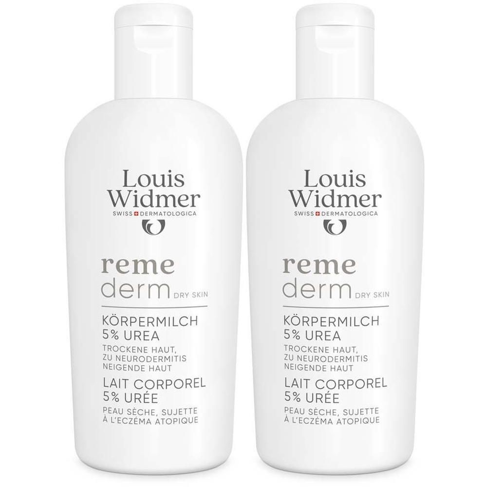 Zwei weiße Flaschen mit Klappdeckel. Aufschrift: Louis Widmer, remederm dry skin, Körpermilch 5% Urea, für trockene Haut.