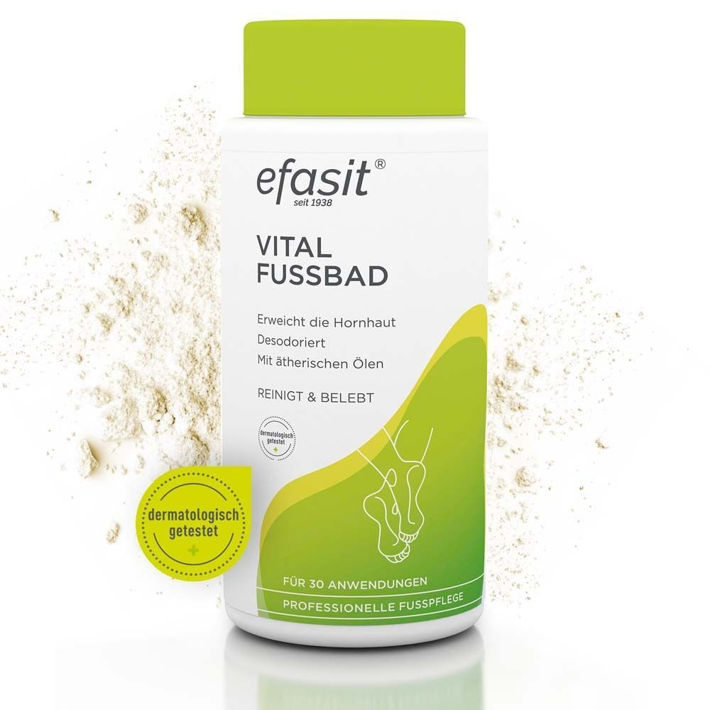 Flasche efasit® Vital Fußbad mit Pulver im Hintergrund. Weißes Flaschendesign mit grünem Deckel und Etikett. Text: Vital Fußbad, dermatologisch getestet.