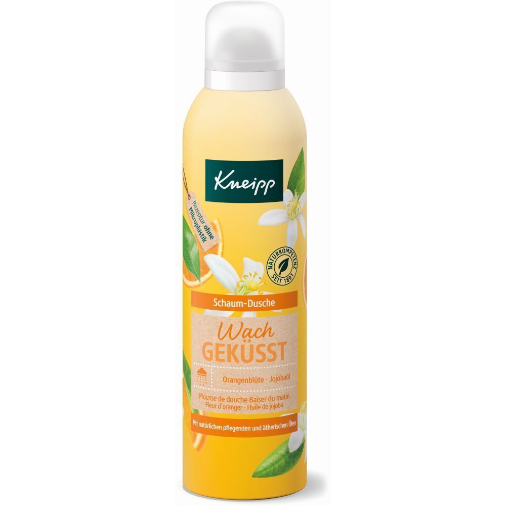 Kneipp® Schaum-Dusche Wachgeküsst. Gelbe Dose mit weißem Sprühkopf. Aufdrucke: Marke, Produktname, Orangenblüte, Natur-Zertifizierung.