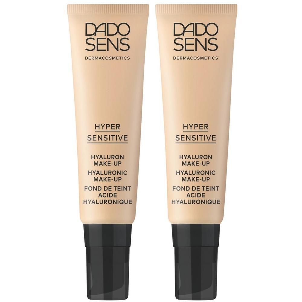 Zwei Tuben Make-up. Beige Farbton. Aufschrift: DADO SENS HYPER SENSITIVE HYALURON MAKE-UP.