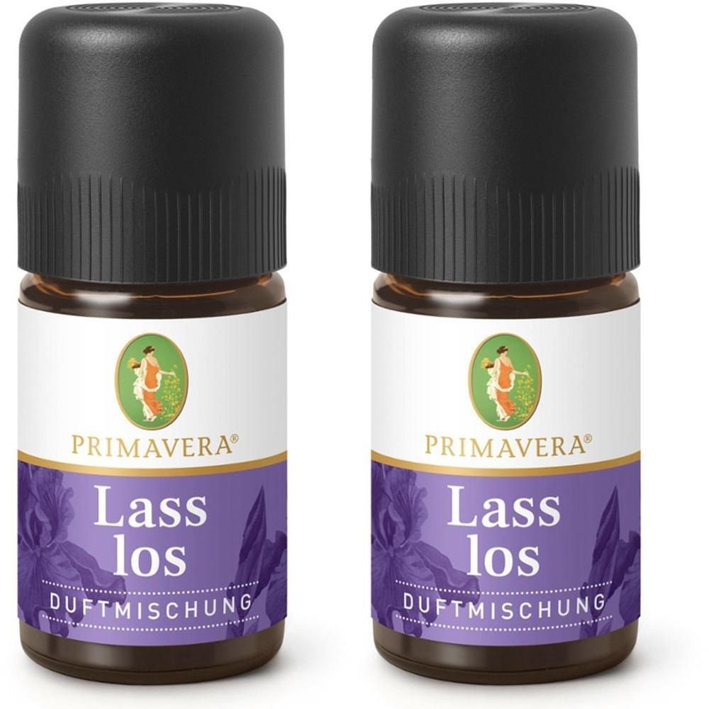Zwei braune Glasflaschen mit schwarzem Deckel. Etikett mit Produktnamen "Lass los" und Marke Primavera. Duftmischung.