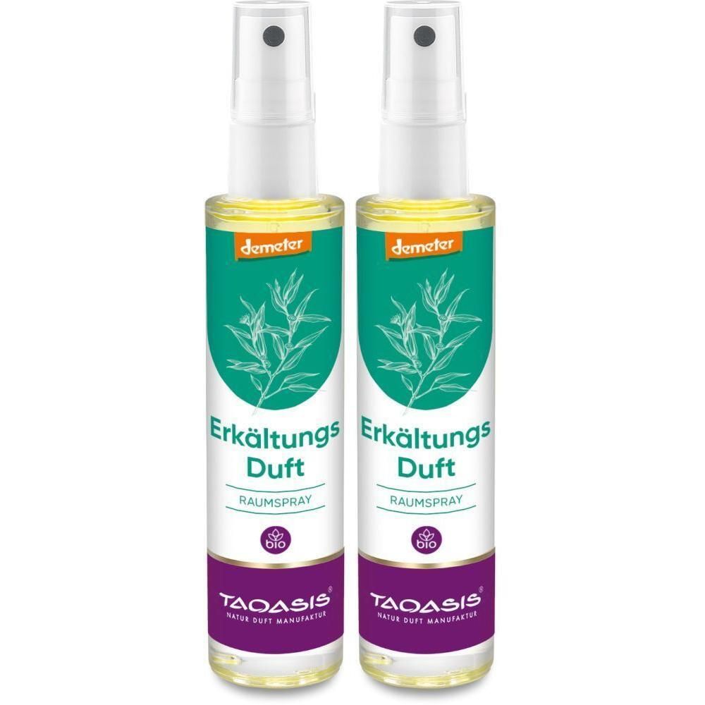 Zwei Sprühflaschen mit grün-weißem Etikett. Aufschrift: Erkältungs Duft, Raumspray, Demeter-Logo, TAOASIS.